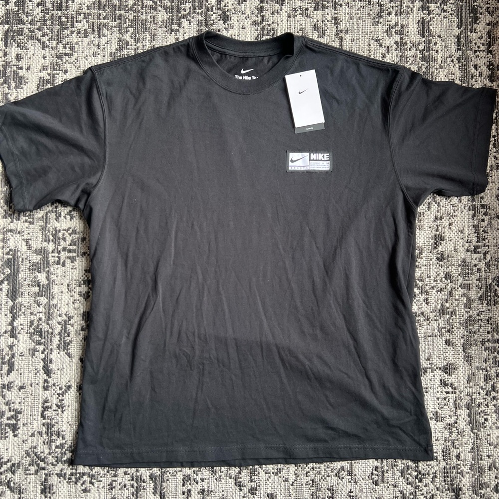 Loose Nike Black T-Shirt